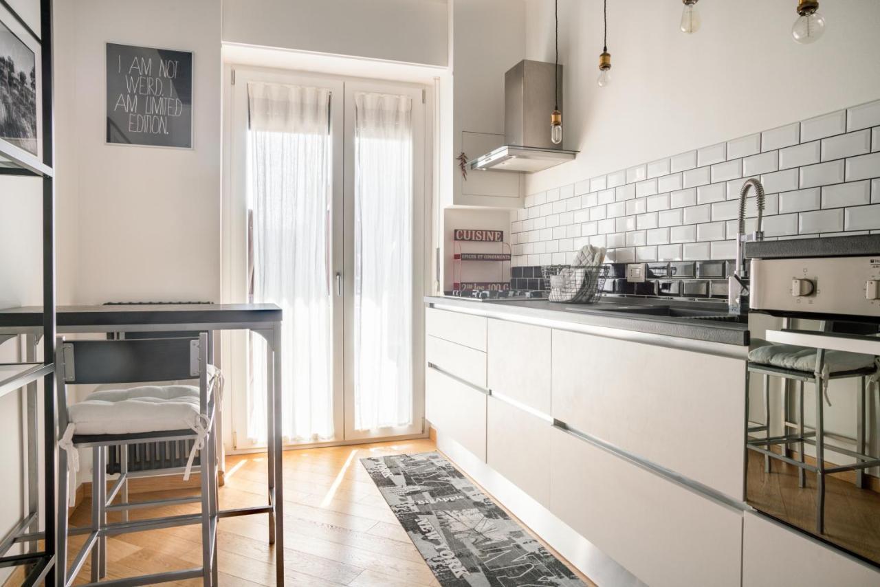 Elegante Bilocale In Zona Tortona Apartment Milan Exterior photo