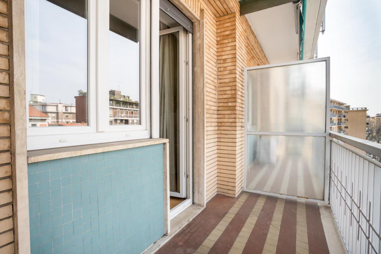 Elegante Bilocale In Zona Tortona Apartment Milan Exterior photo
